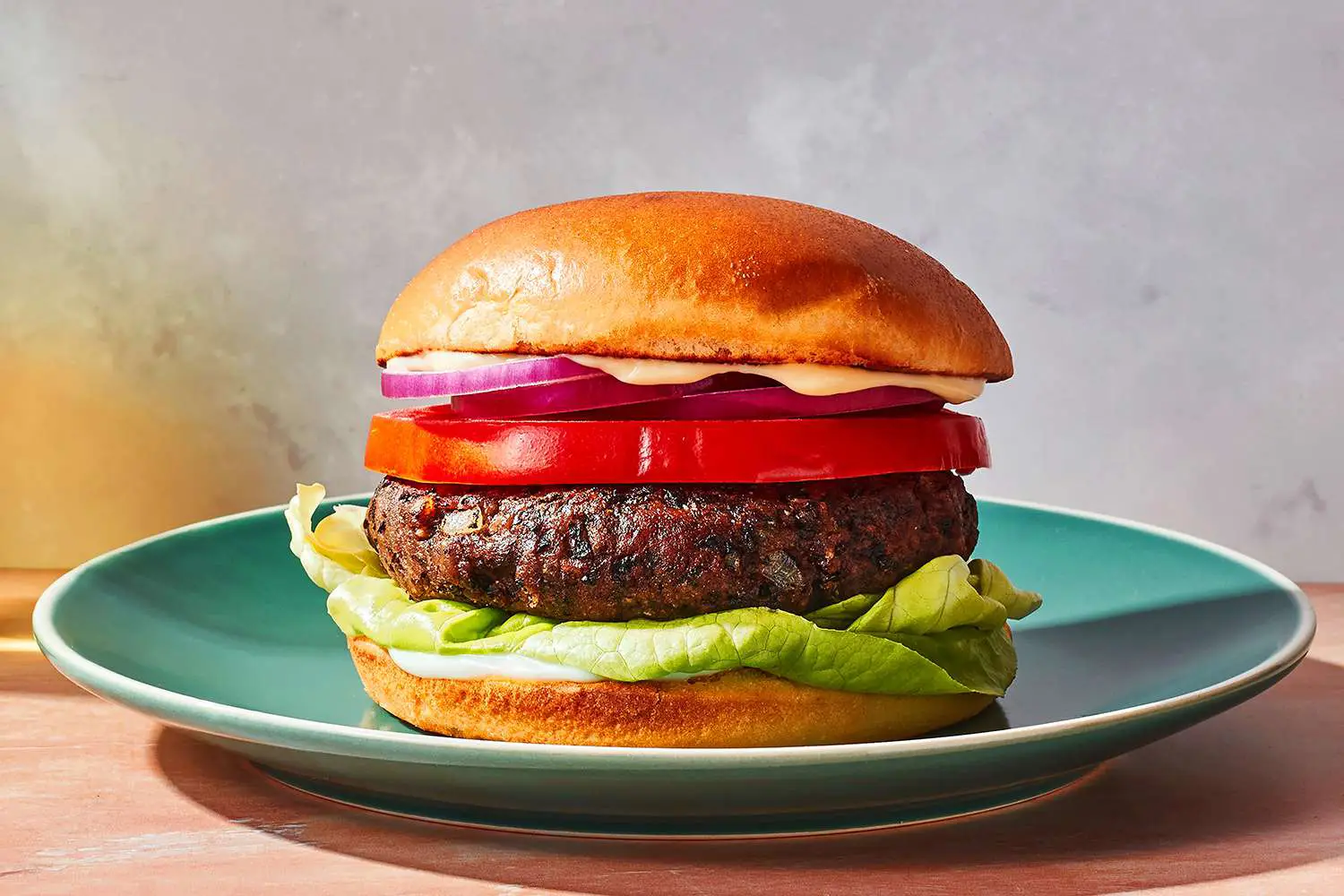 Burger vegan sau vegetarian?